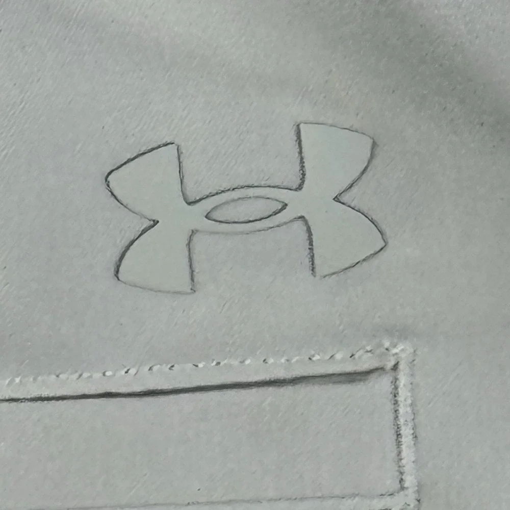 UNDER ARMOUR mens 36x32 PANTS Golf Chino‎ Stretch Grip Waist Khaki